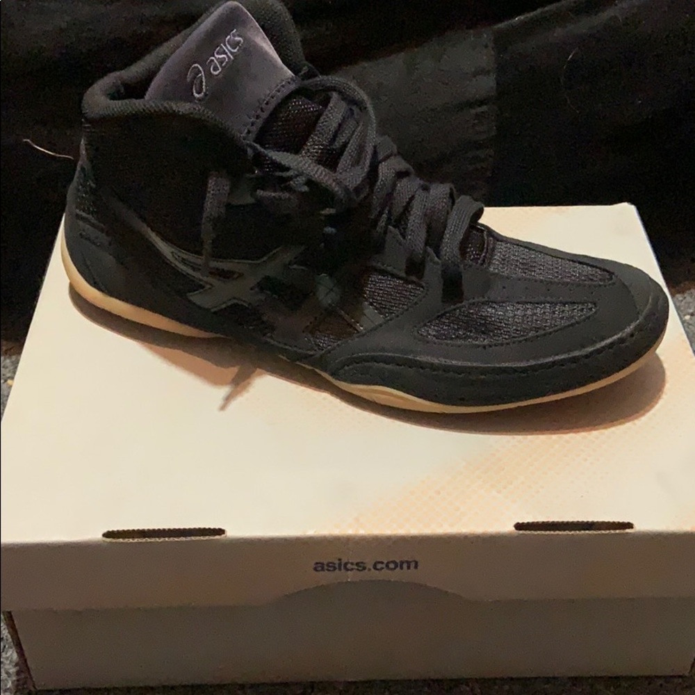 ASICS matflex 4 wrestling shoes